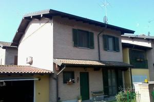 Villa indipendente a Pavia