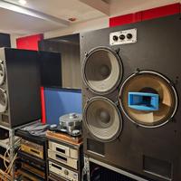 JBL/UREI 815C