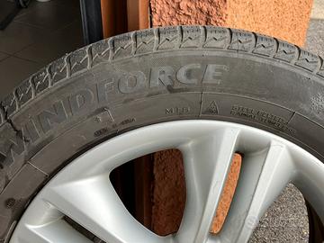 cerchi r/17 gommate invernali