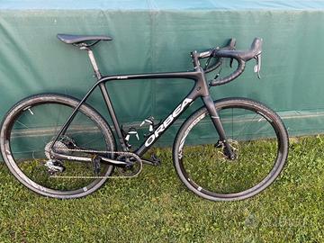bicicletta gravel Orbea 