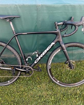 bicicletta gravel Orbea 