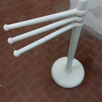 Porta asciugamani a piantana