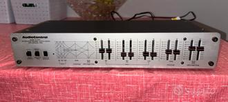 Equalizzatore audiocontrol D-520  			