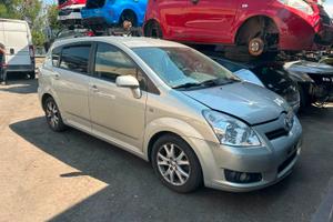 RICAMBI TOYOTA COROLLA VERSO 2009 2200cc DIESEL