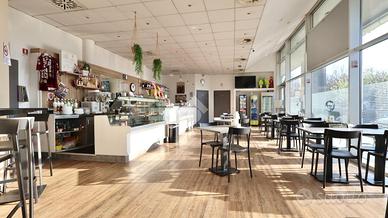 NEGOZIO A REGGIO NELL'EMILIA