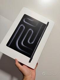 MacBook Pro 14” M5 24GB 1TB Nero