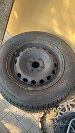 pneumatici 4 stagioni