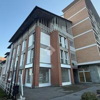 4 LOCALI A LANZO TORINESE
