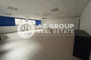 Saronno - magazzino/deposito