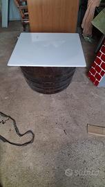 Tavolino con mezza botte