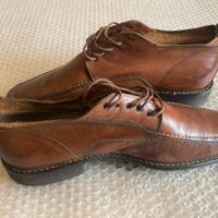 Scarpe stivaletto pelle di Nero Giardini  T 43