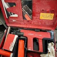 Inchiodatrice Hilti dx450