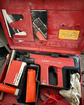 Inchiodatrice Hilti dx450