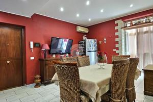 4 LOCALI A PALERMO