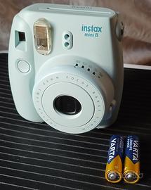 Fotocamera istantanea Fujifilm Instax mini 8
