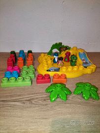 Clementoni-Dino Fun Park Clemmy Plus Playset -18M+