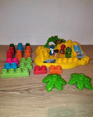 Clementoni-Dino Fun Park Clemmy Plus Playset -18M+