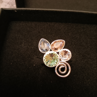 Anello placcato argento con quattro pietre