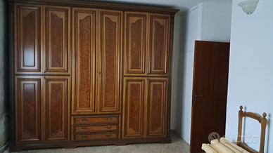 Camera da letto stile classico- in perfetto stato