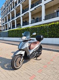 PIAGGIO BEVERLY 300 