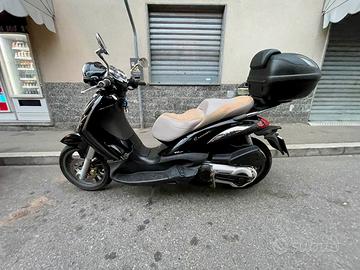 500 Cruiser Beverly 500 Grigio Beverly 500 Piaggio Beverly 300