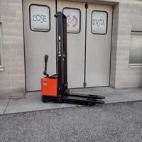 Carrello elevatore elettrico Toyota 12q 4.15m