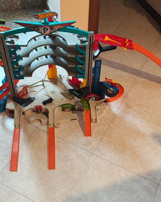 Hot Wheels Mega Garage