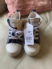 Sneakers CHICCO n. 32 nuove con cartellino