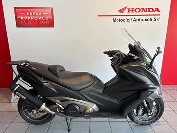 Kymco AK 550