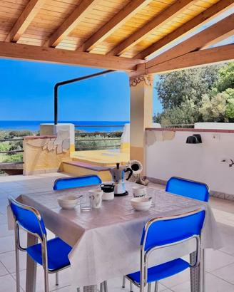 Appartamento con veranda vista mare Sardegna