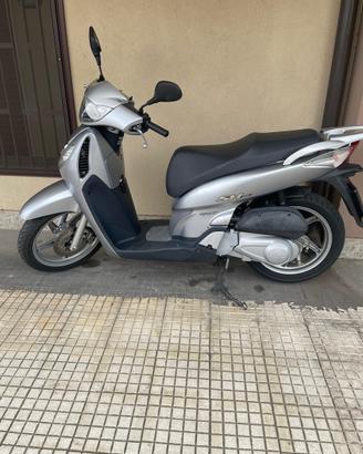 Sh 125i 2006