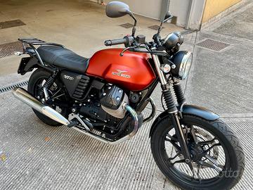 Moto Guzzi V7II Stone ABS 2015 – 10.369 km