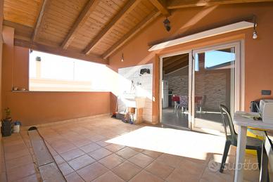 Semi-indipendente bi-livelli