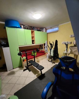 Armadio a ponte con divano letto verde mela
