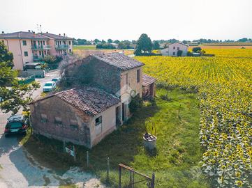 CASA DI CORTE A RAVENNA