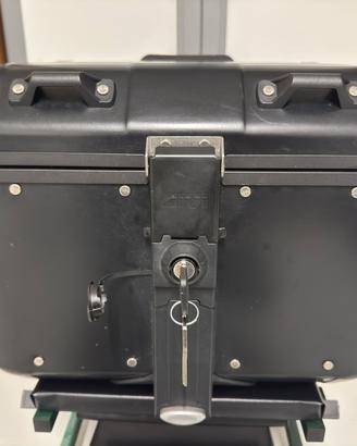 Top case bauletto GIVI Dolomiti 46L nero