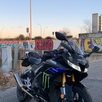 Yamaha yzf r125 Monster Edition