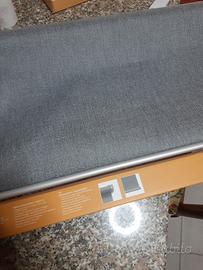 Tenda a rullo oscurante grigia