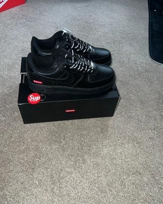 Nike Air Force 1 Low / Supreme 36