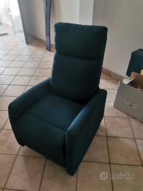 Poltrona reclinabile doppio motore con alzata