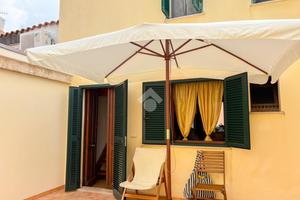 2 LOCALI A ALGHERO
