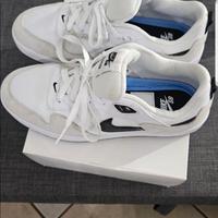 Scarpe Nike alleyoop da donna bianche
