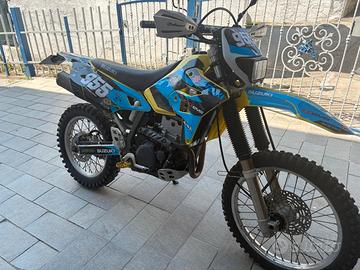 Suzuki Dr-400