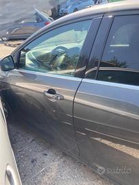 PORTIERA ANTERIORE SINISTRA FORD Focus Berlina 6°