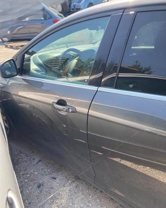 PORTIERA ANTERIORE SINISTRA FORD Focus Berlina 6°