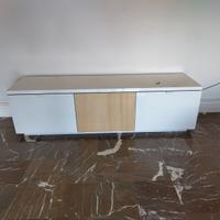 Mobile Ikea besta tv