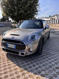 MINI Mini (F56) - 2016