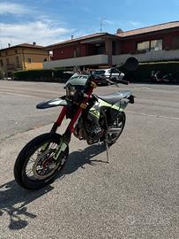 Fantic 125 motard Competicion