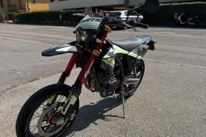 Fantic 125 motard Competicion