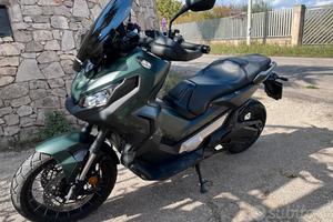 HONDA X-adv 750